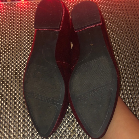 Nine West Flats - Picture 4 of 6